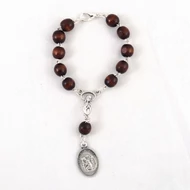 Fa autós rózsafüzér Szent Kristóf éremmel 